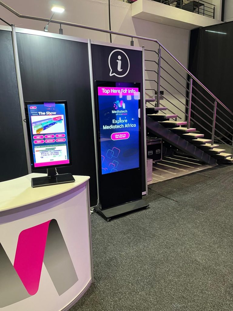 21 inch and 55 inch touchscreen rental Info booth